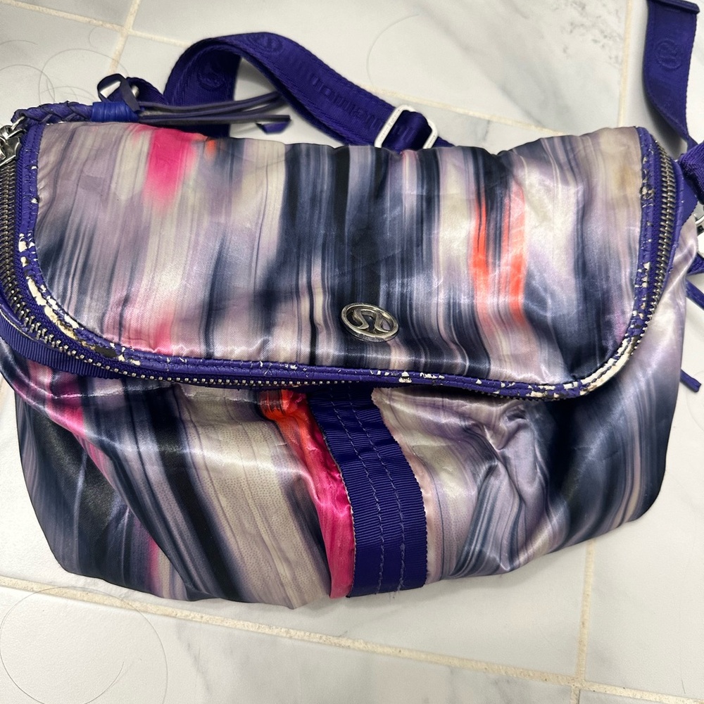 Lululemon Athletica Purple and Pink Crossbody Bag